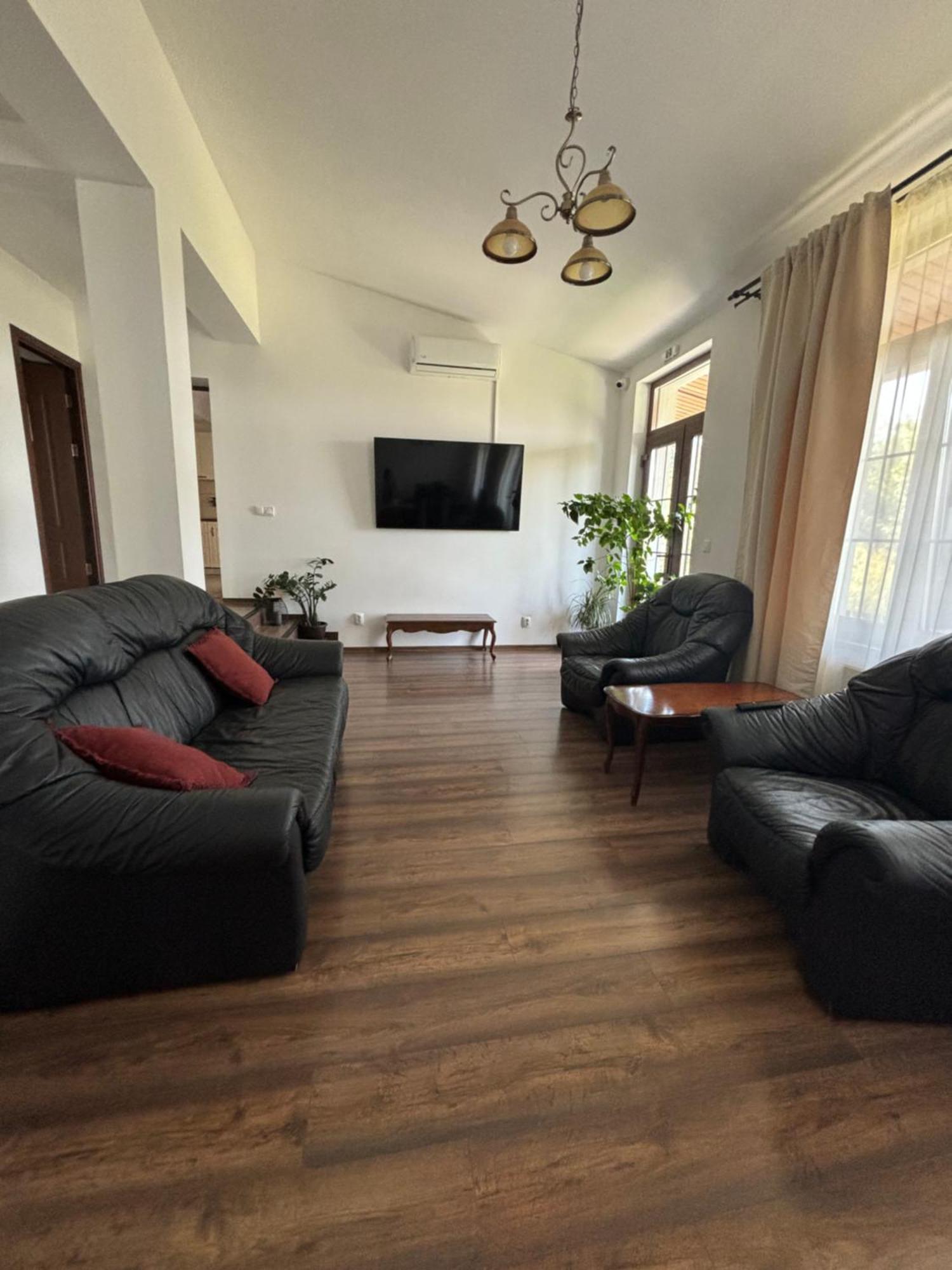 Pensiunea Emelys, Iasi Barnova المظهر الخارجي الصورة